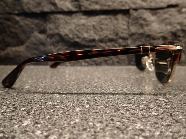 Persol(ペルソール) 8139S ベースモデルが3105Sの新作サングラスのご