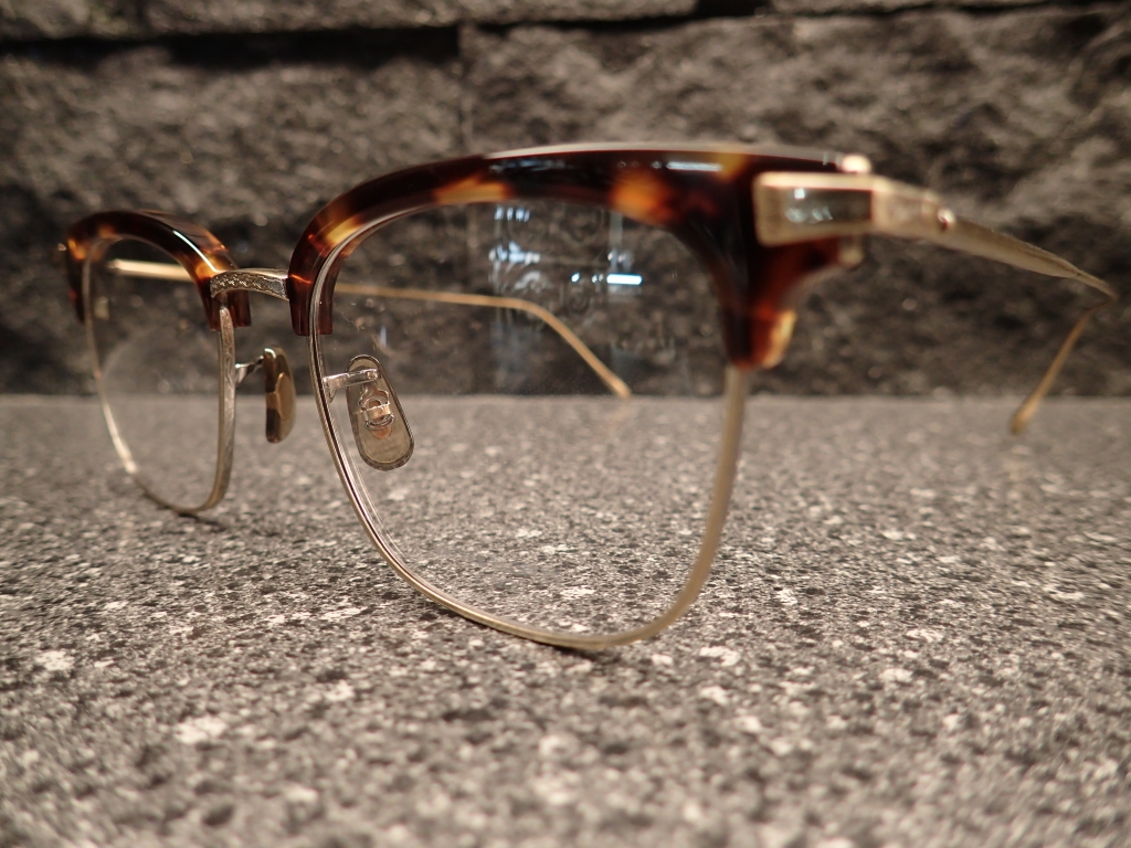 BUNNEY OPTICALS by OLIVER PEOPLES 「NHS-JOHN」 コラボレーションフレームの入荷です