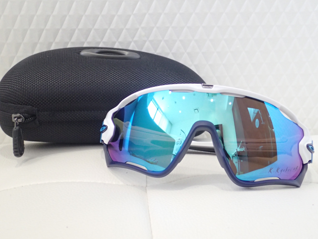 OAKLEY(オークリー) お客様のカスタムオーダーサングラスが仕上がりました。