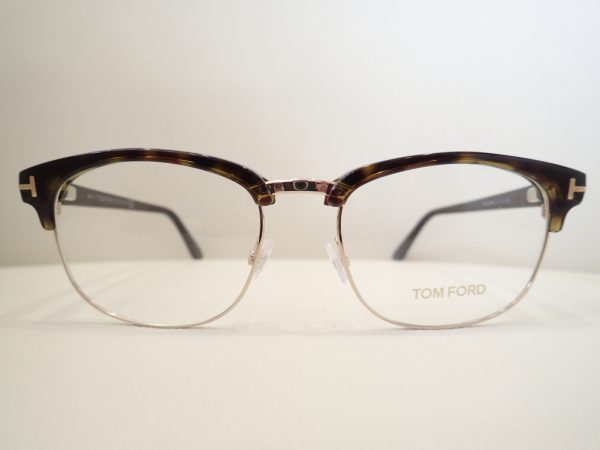 TOM FORD(トムフォード) 「TF5458」 落ち着きと柔らかさが印象のサーモントブローです。-TOM FORD 