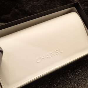 CHANEL(シャネル)「CH6051」香水をモデルに作られた2018冬のコレクションです。-CHANEL 