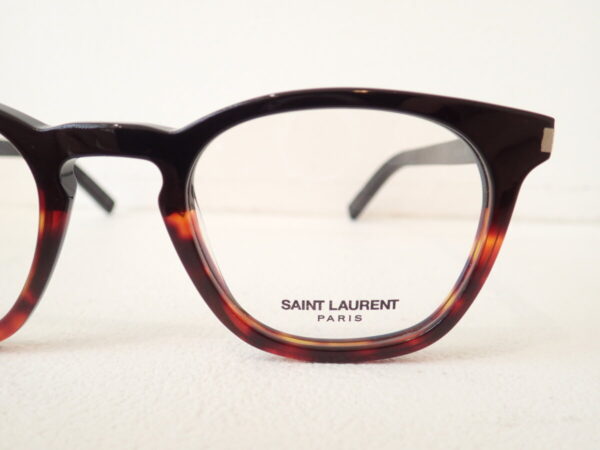 オシャレ度がアップするバイカラーのメガネフレーム｜サンローラン（SAINT LAURENT)「SL30」-SAINT LAURENT 