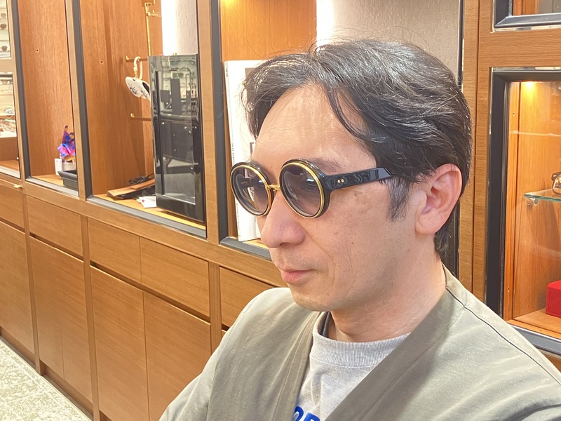 都会に疎開中 様